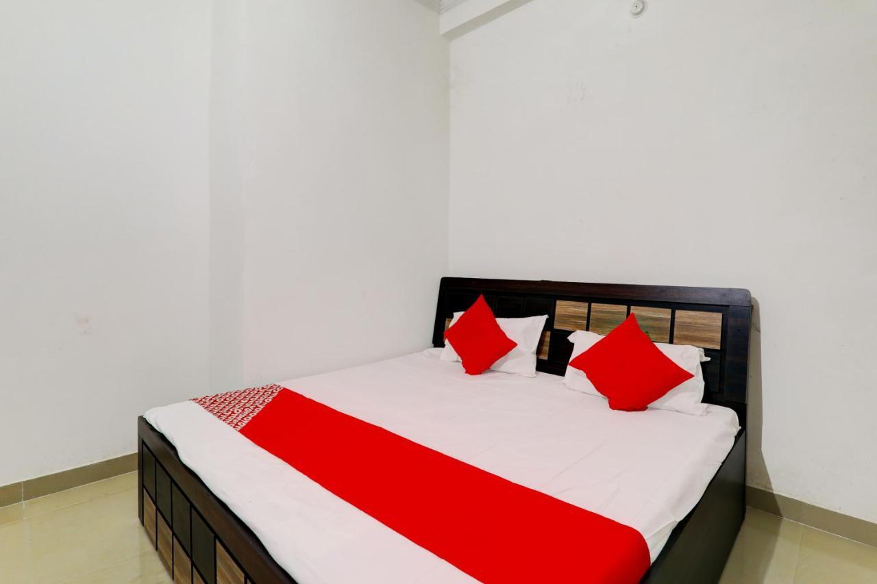Chinhat Oyo Flagship Shine Hotel المظهر الخارجي الصورة